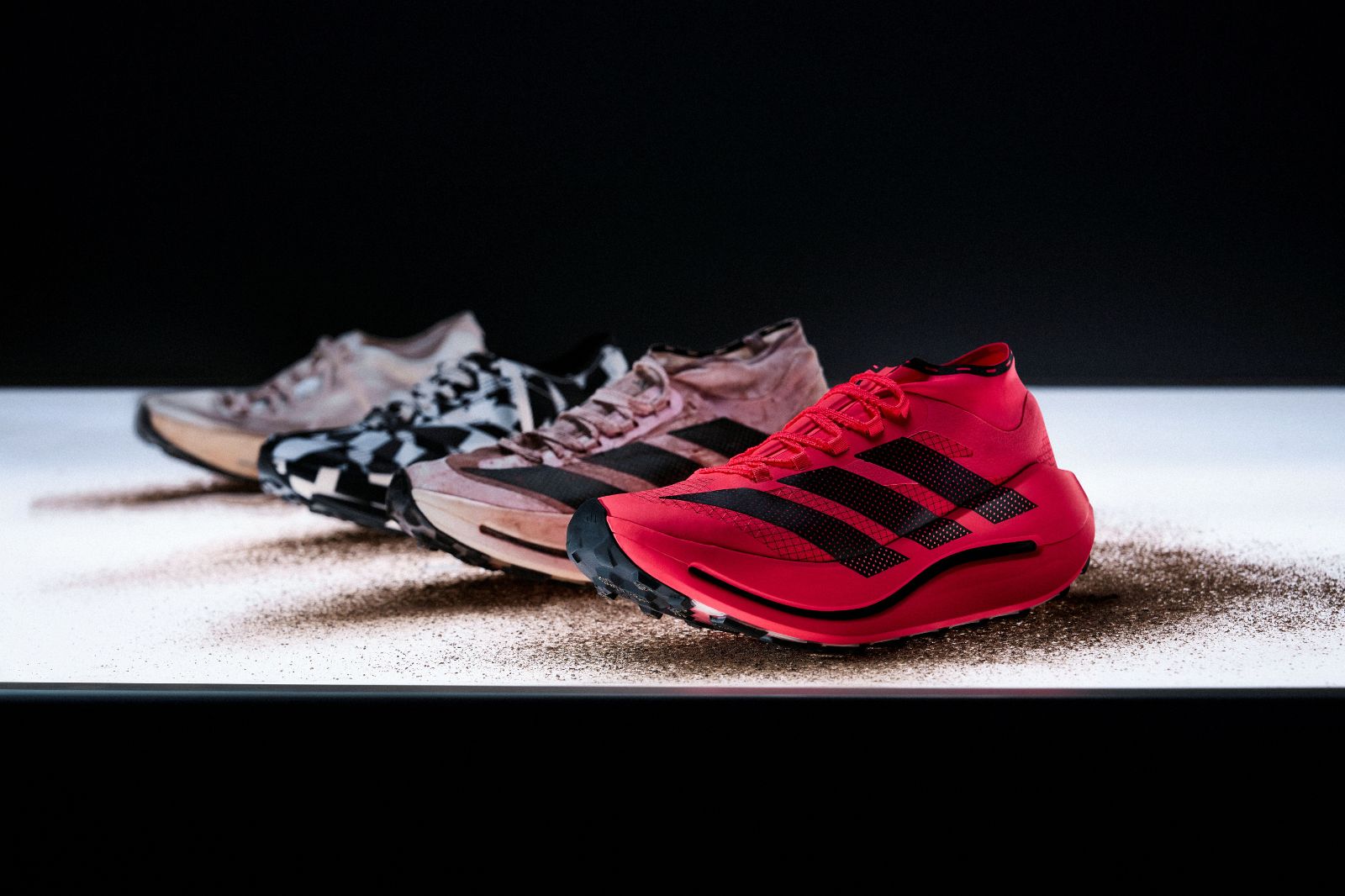 Adidas Mengangkat Teknologi Marathon ke Denai Dengan Agravic Speed Ultra Evo