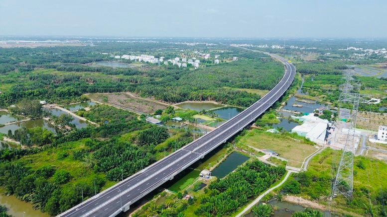 Cao tốc Bến Lức - Long Thành sắp về đích: Cú hích giao thông cho Đông Nam Bộ
