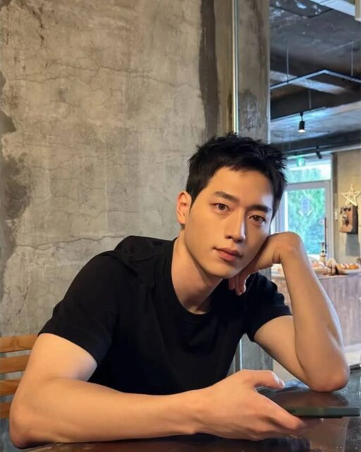 Bagaimana Seo Kang Jun dan Ahn Eun Jin Menghidupkan Cinta Sepuluh Tahun