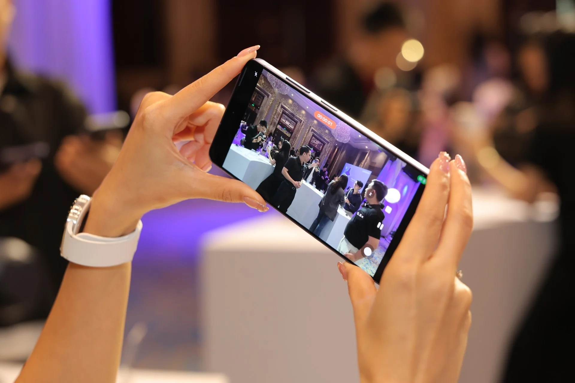 Galaxy S26 ra mắt: Có đáng nâng cấp từ S24 Ultra?