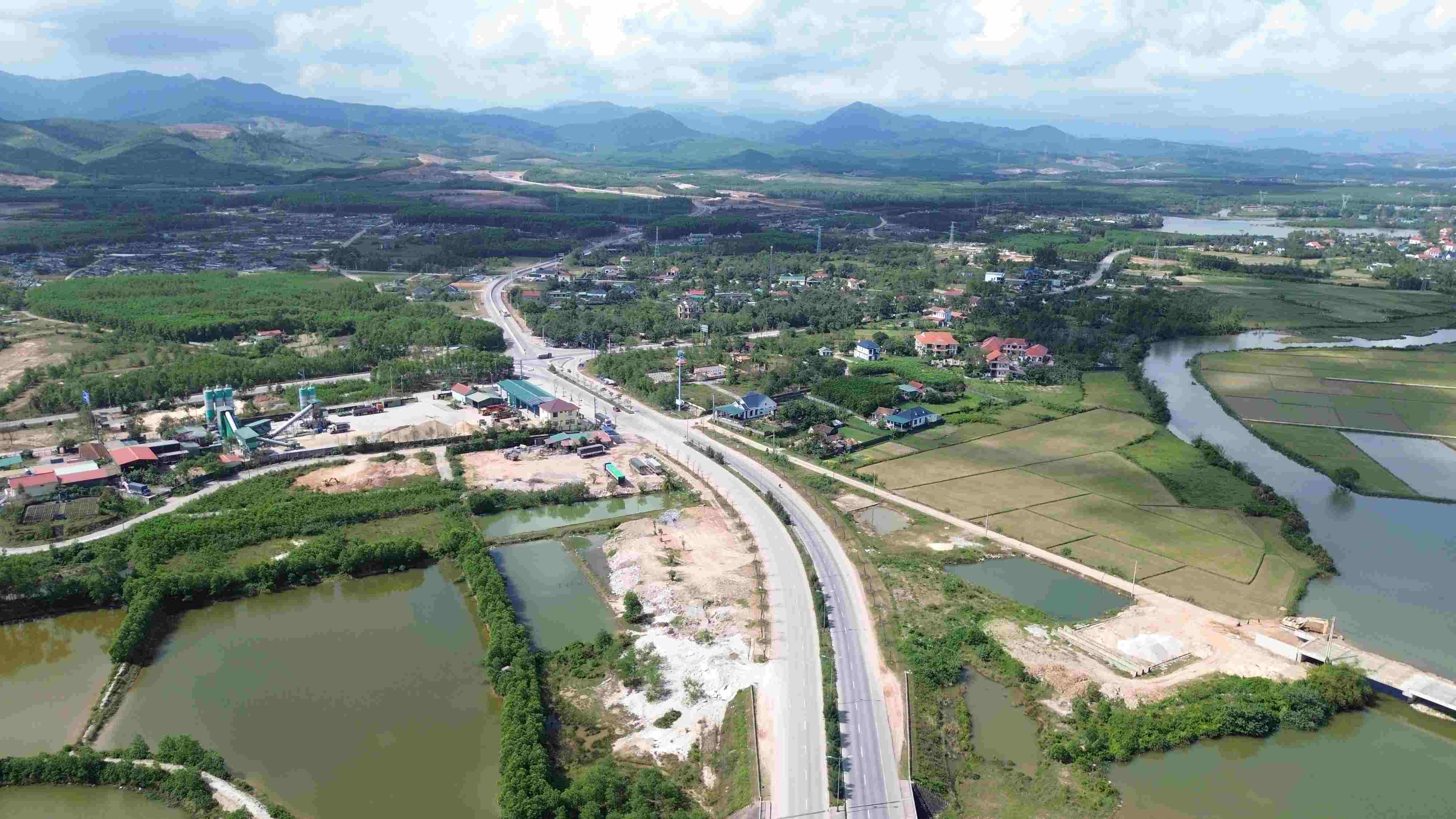 Giải phóng mặt bằng đường sắt tốc độ cao Bắc-Nam: Quảng Trị chọn cách chia nhỏ 113 dự án