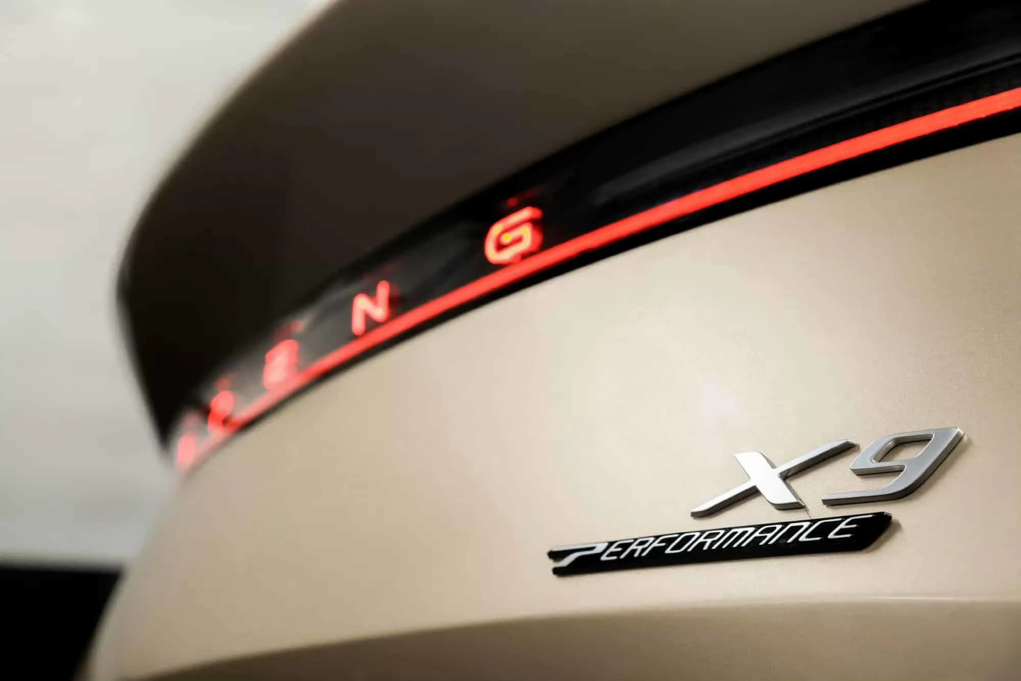 Recall XPENG X9: Panduan Lengkap Isu Suspensi Udara Hadapan