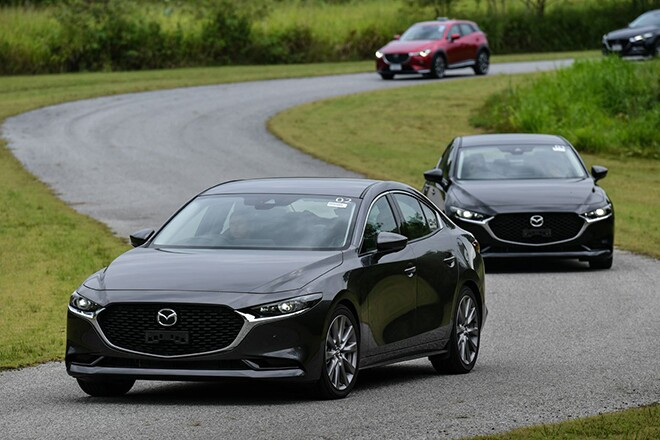 Mazda3 lắp ráp Việt Nam: sedan hạng C đẹp, an toàn, nhưng có đáng tiền?
