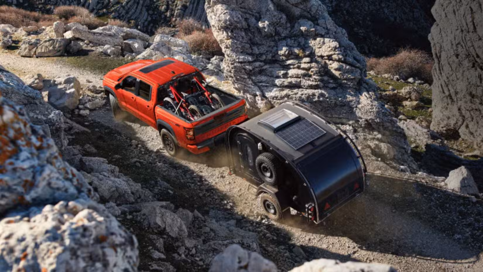 Chevy Colorado Turbo-Four vs Nissan Frontier V6: Towing vs Longevity