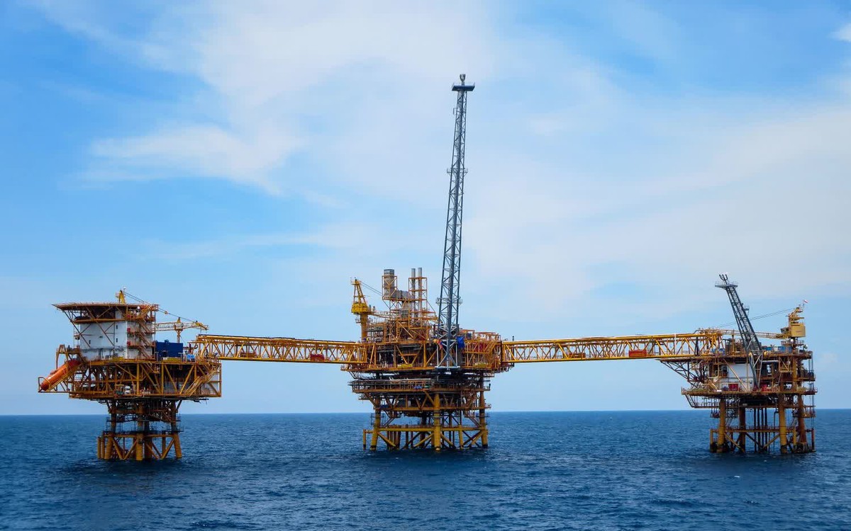 Luật Dầu khí sửa đổi: Petrovietnam nắm thêm quyền, mở rộng không gian ngoài khơi