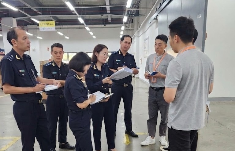 Hải quan chuyển sang quản lý dựa trên dữ liệu và rủi ro: Cơ hội và thách thức