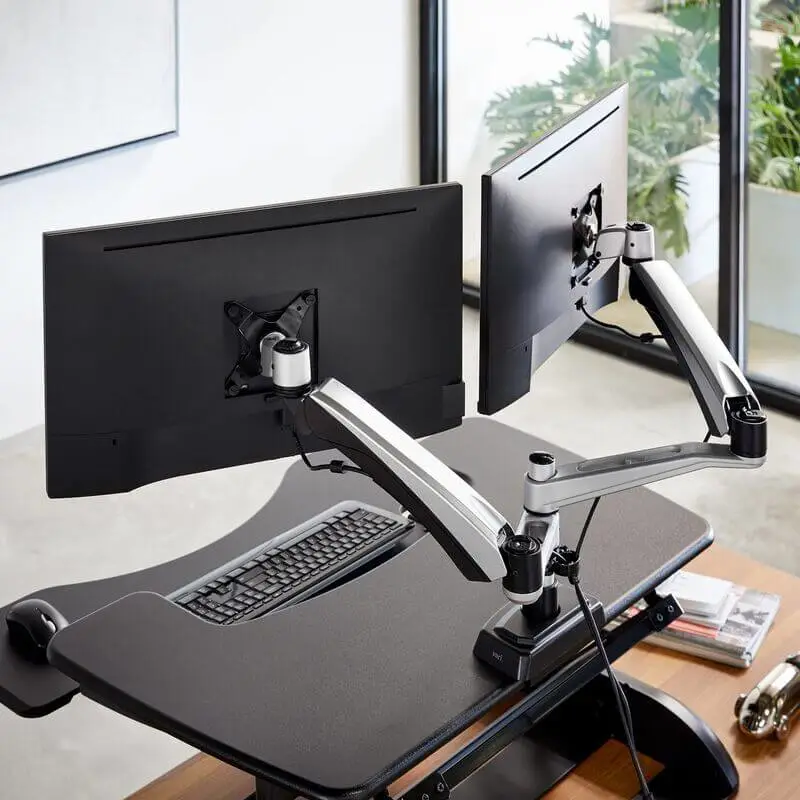 Panduan Mount Monitor: Padankan VESA, Berat dan Gerakan Dengan Meja Anda