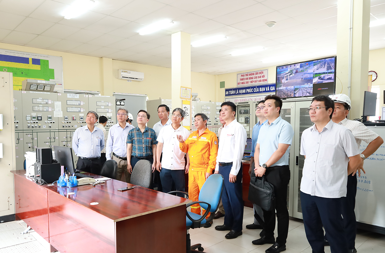 Việt Nam tăng cường lưới điện quốc gia phục vụ APEC