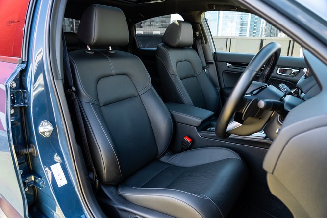 Honda Civic e:HEV Review: Hybrid Sedan With a Premium Edge