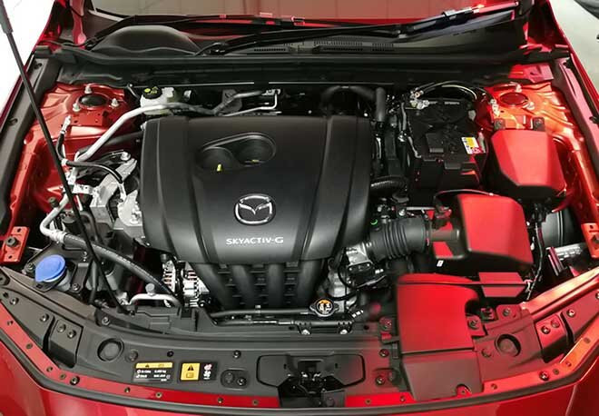 Mazda3 lắp ráp Việt Nam: sedan hạng C đẹp, an toàn, nhưng có đáng tiền?