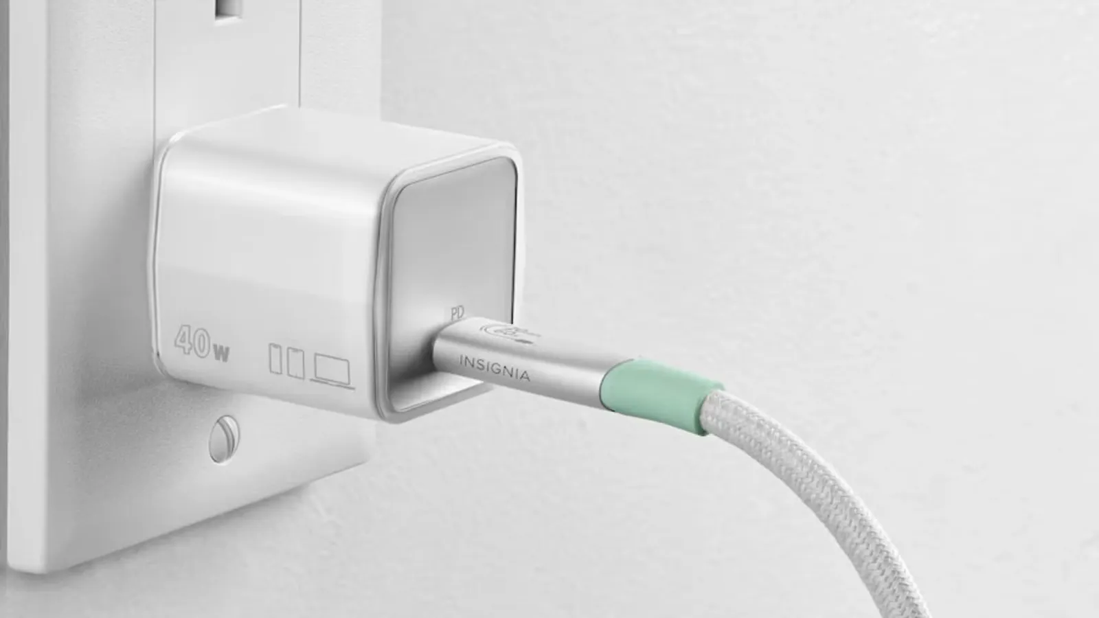 Razer 11-port USB-C dock dan charger 40W: berbaloi?