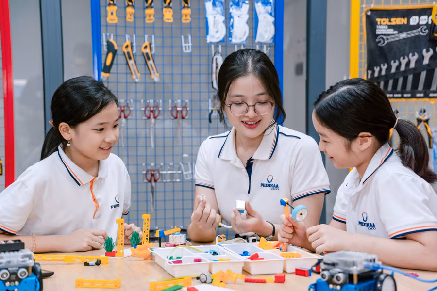 Thông tư mới về giáo dục STEM: Cơ hội hay áp lực cho học sinh?