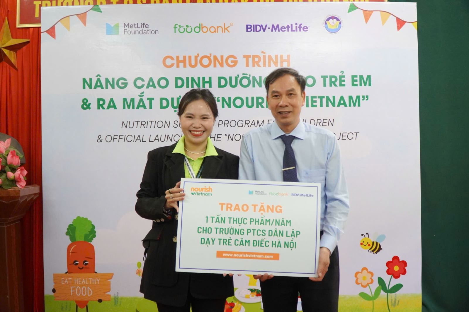 Bữa ăn học đường: Tính đúng dinh dưỡng để trẻ cao lớn
