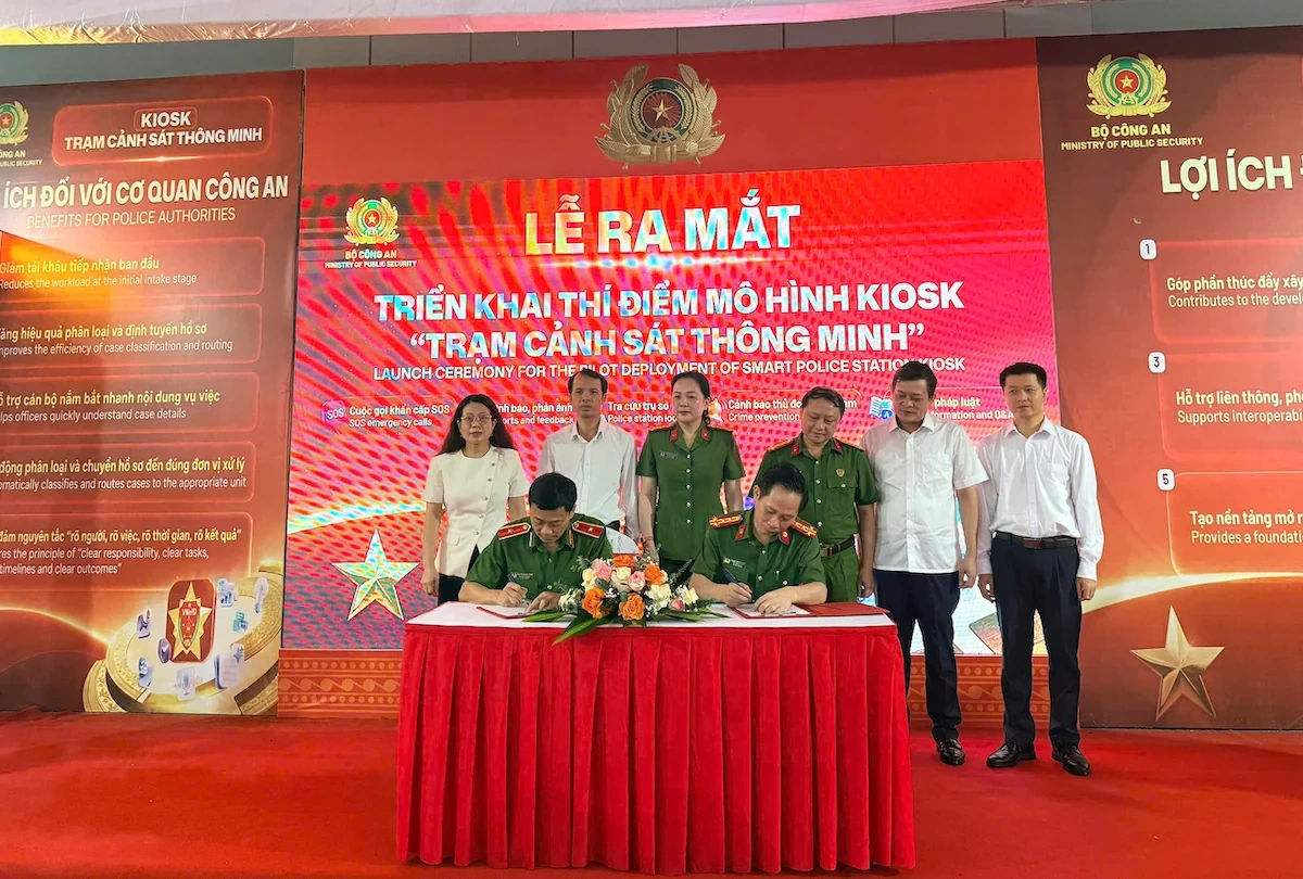 Kiosk Trạm Cảnh sát thông minh trong siêu thị: bước ngoặt cho dịch vụ công an gần dân