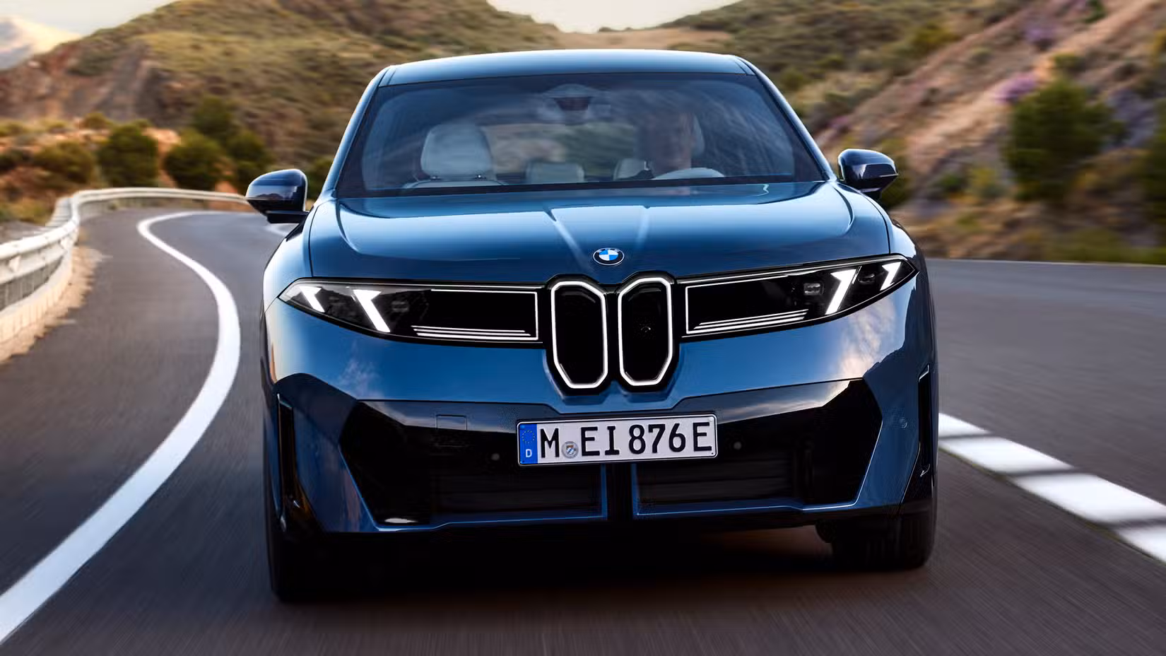 Panduan Beli SUV Elektrik Mewah: BMW iX3 vs Penyusutan Nilai EV Premium