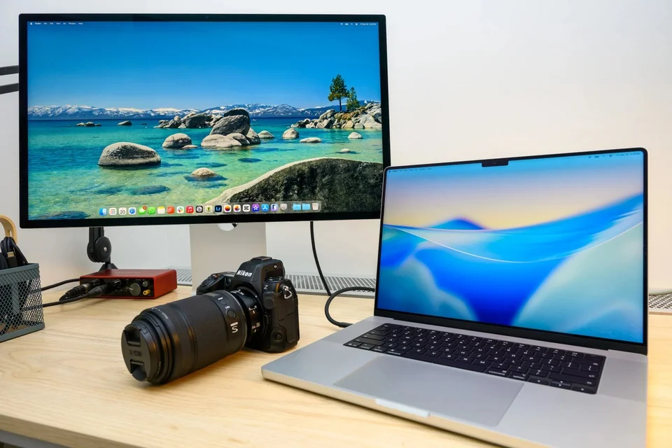 MacBook màn hình cảm ứng: Bước ngoặt lớn nhưng đến muộn