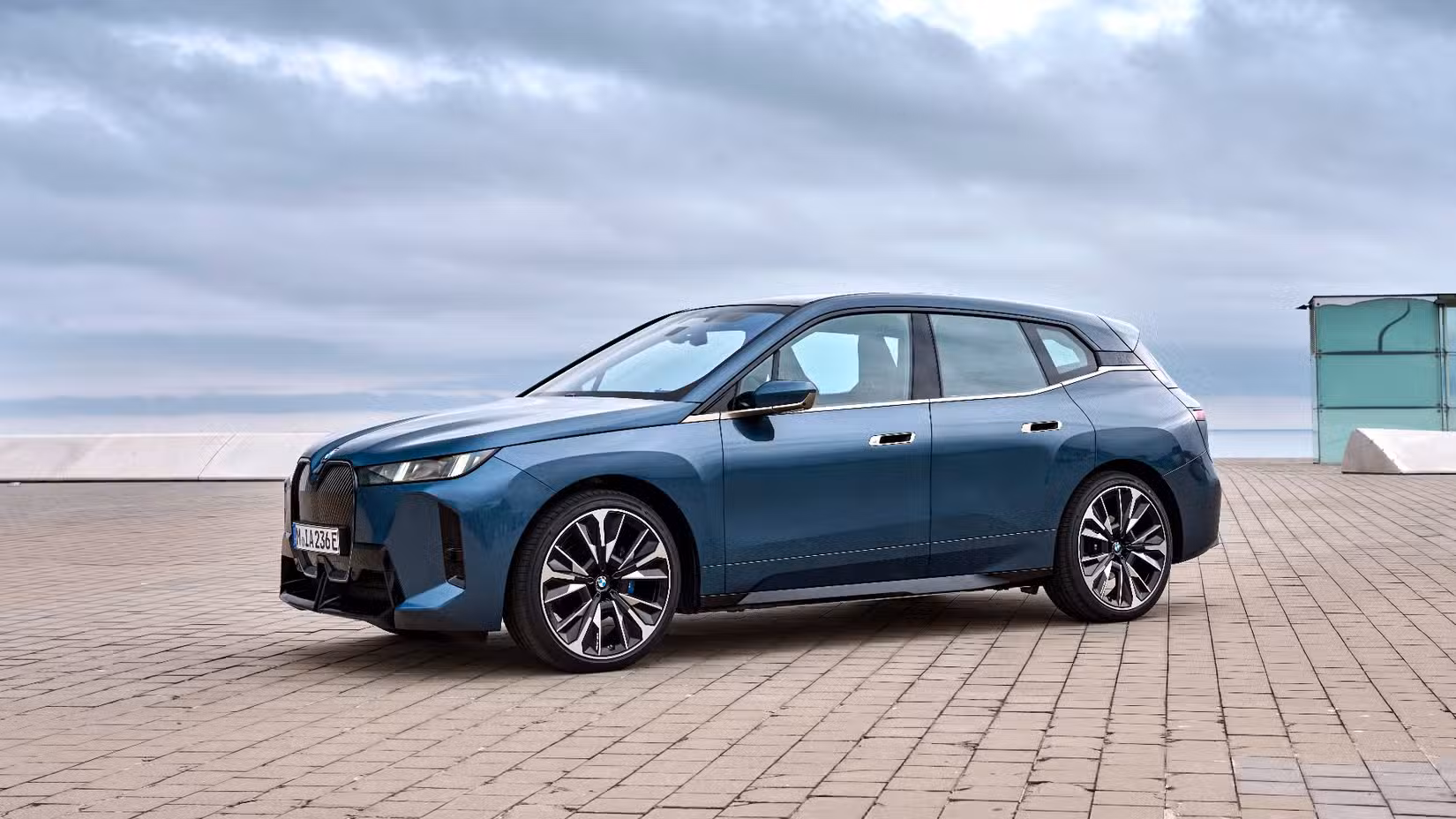 BMW iX3 Susut Nilai Hampir Separuh: Patutkah Anda Beli Premium EV Sekarang?