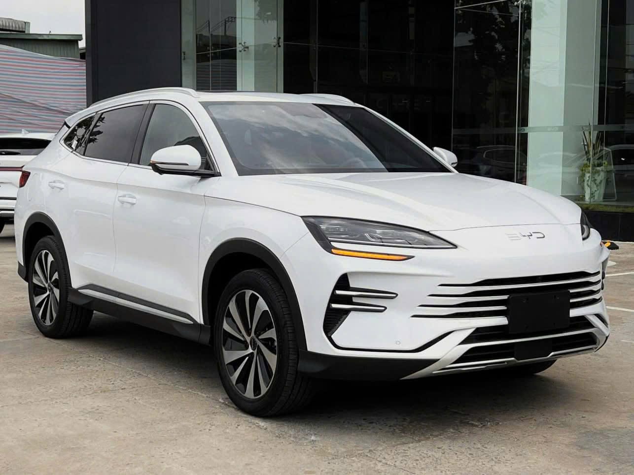 BYD Fest 102 và loạt khuyến mãi xe điện: có đáng xuống tiền?