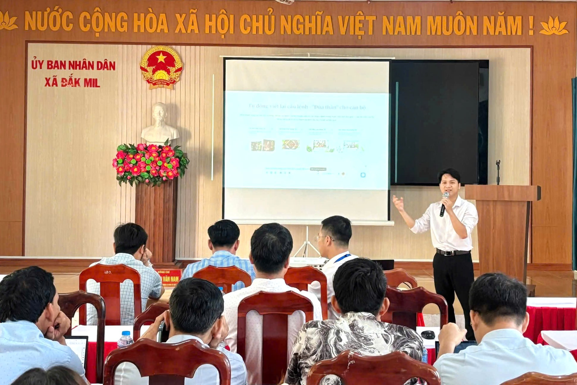 Robot AI ở trung tâm hành chính: Bước ngoặt nhỏ, ý nghĩa lớn