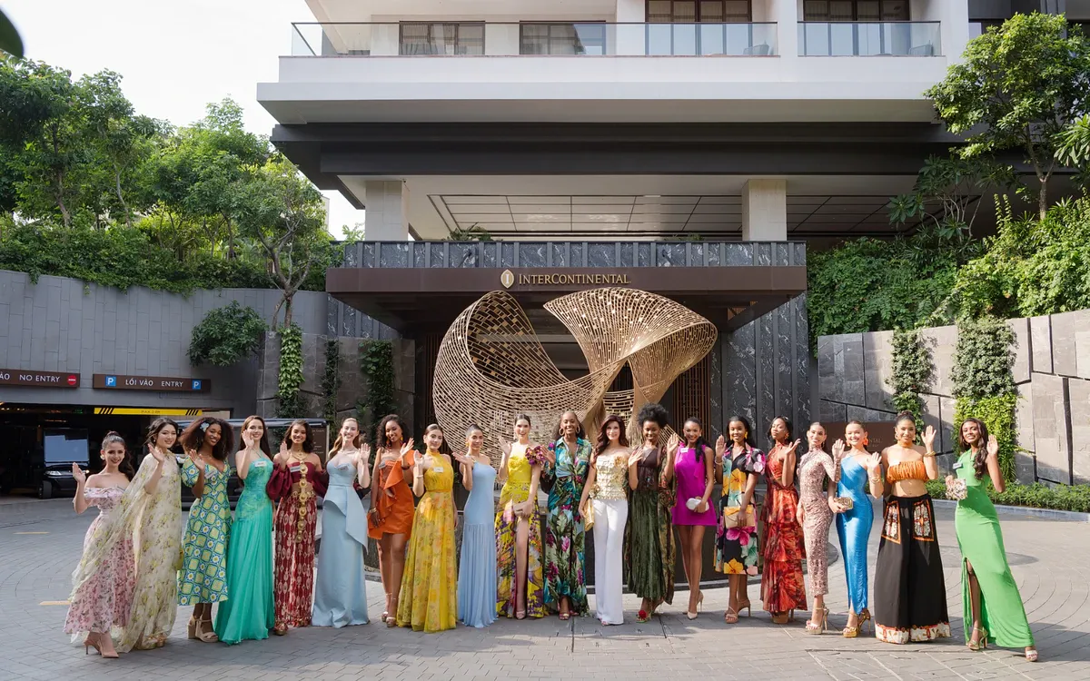 Miss World biến Khánh Hòa và Quảng Ninh thành điểm hẹn toàn cầu