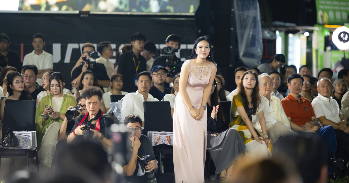 Từ thương hiệu Việt đến sân khấu quốc tế: hành trình của hai nữ doanh nhân thời trang