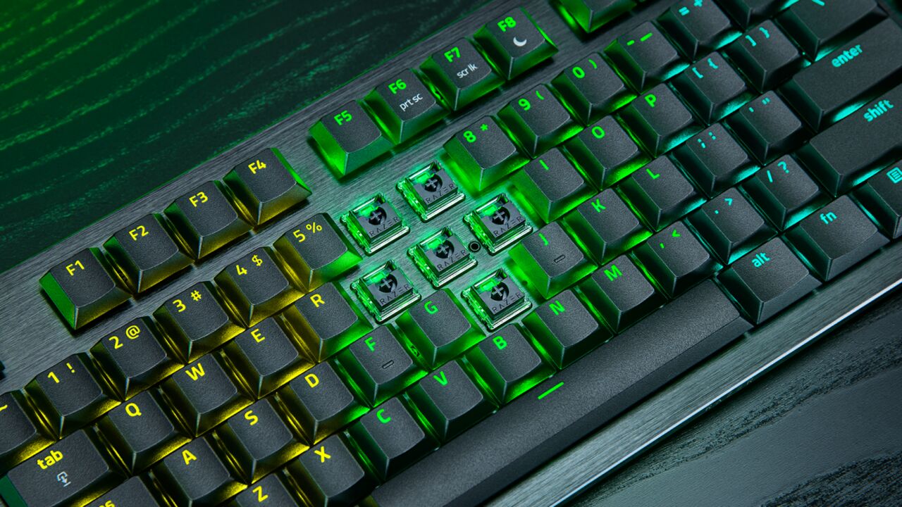 Razer Huntsman V3 Pro Low-Profile 8KHz: có đáng để game thủ esports nâng cấp?
