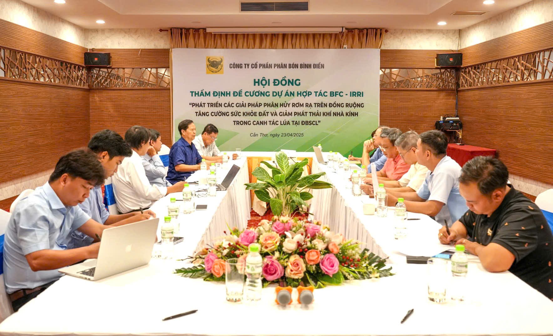 Từ phòng nghiên cứu đến ruộng nông dân: 30 năm nối khoa học với sản xuất