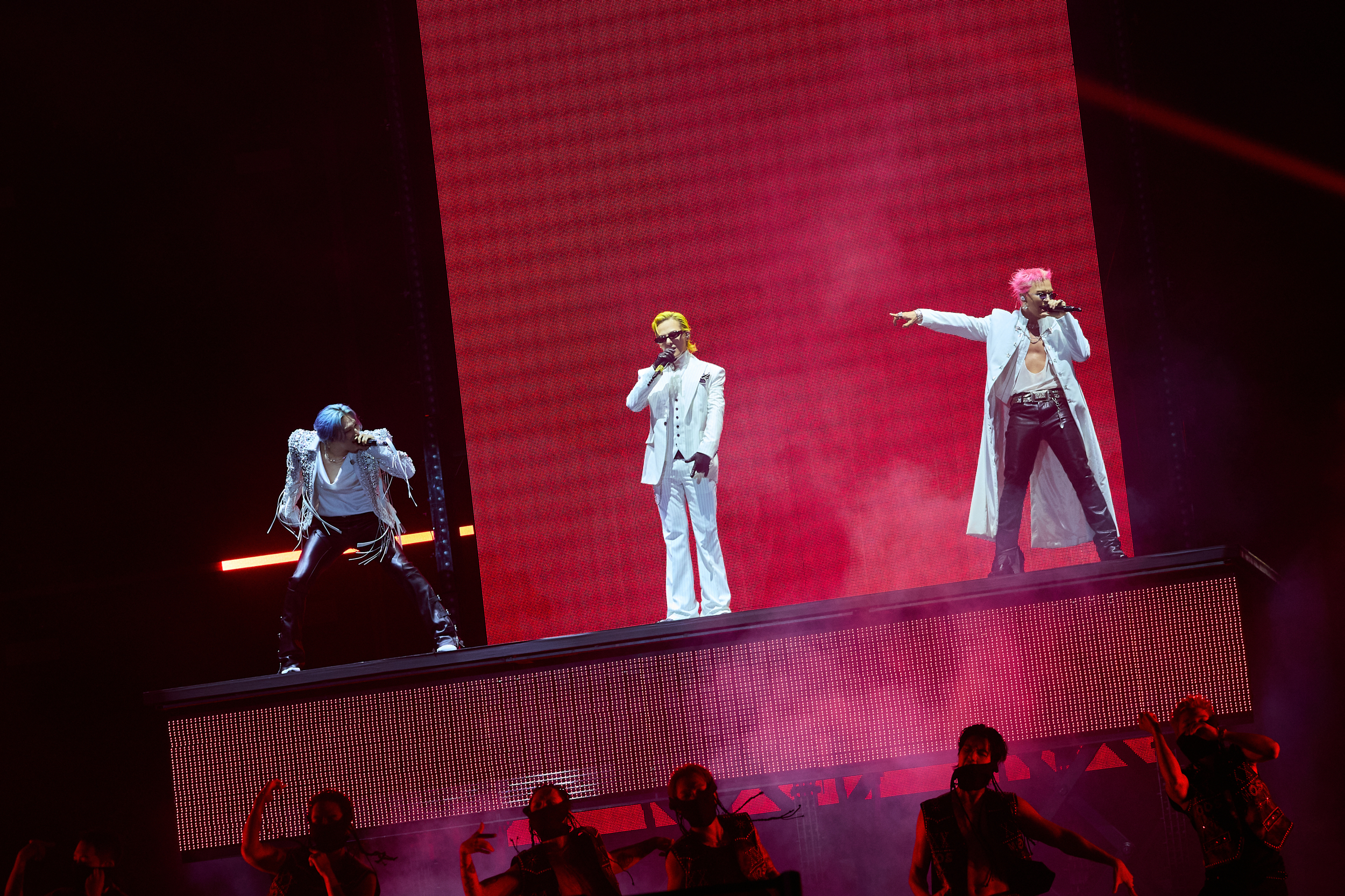 BIGBANG tái hợp, khai mở vũ trụ 20 năm với tour ‘XX : COSMOS’