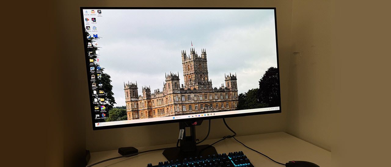 ASUS ROG Swift OLED vs Alienware AW3926QW: Chọn màn hình gaming OLED nào cho game thủ esports?