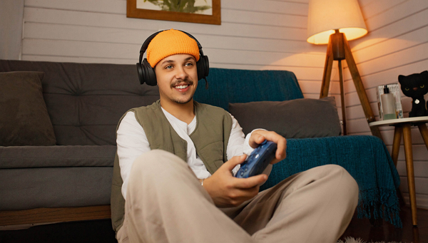 Bluetooth vs 2.4GHz vs Wired: Đâu là lựa chọn nhanh nhất cho tai nghe gaming?