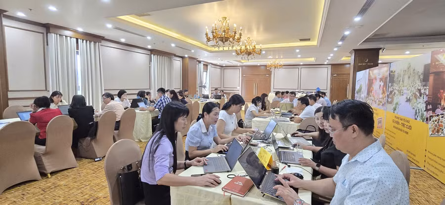 Khung nội dung giáo dục AI cho học sinh phổ thông: Phụ huynh cần chuẩn bị gì?