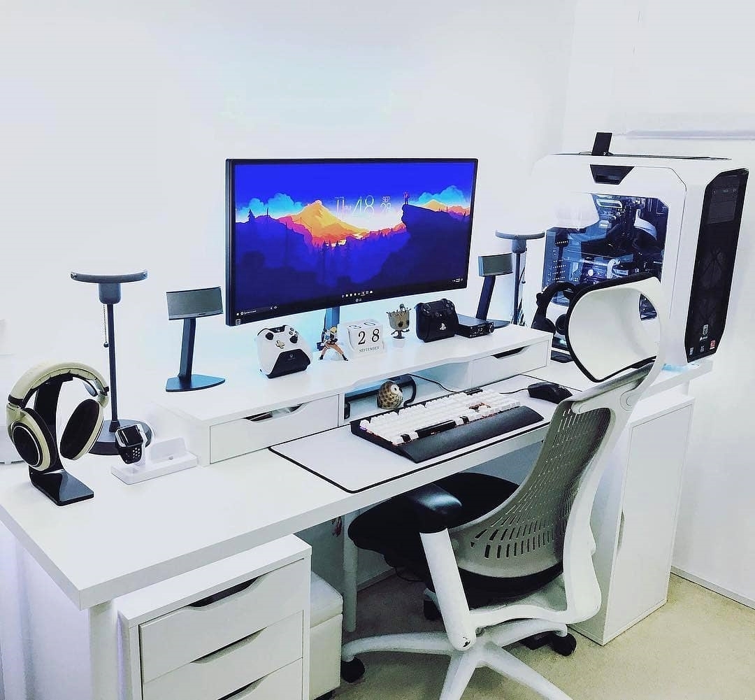 Cara Lengkap Perakitan Meja Gaming Multi‑Monitor