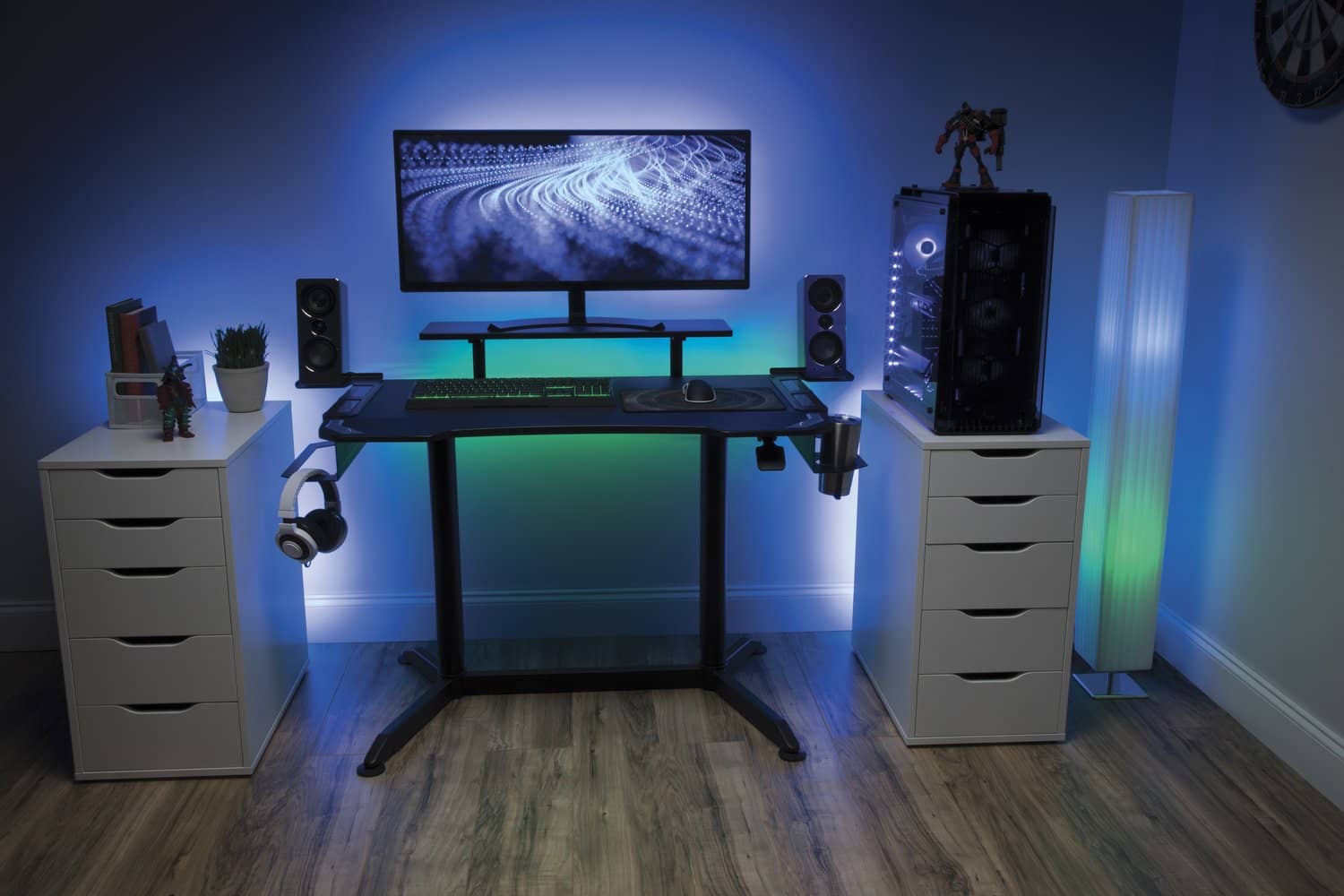Panduan Lengkap Memasang Meja Gaming Multi-Monitor Pertama Anda
