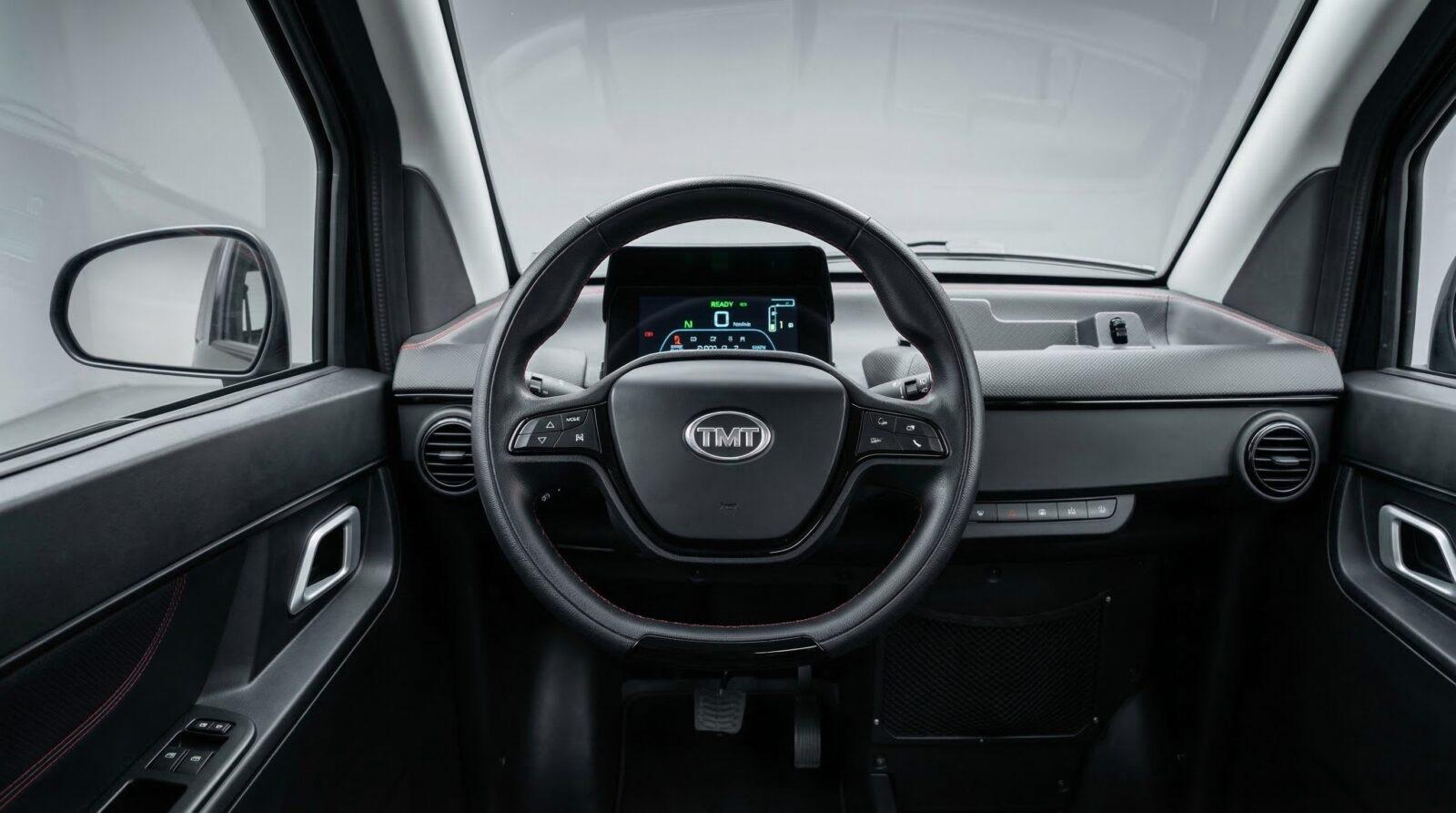 Nano S05: Ô tô điện 2 chỗ giá ngang xe máy, có đáng mua?