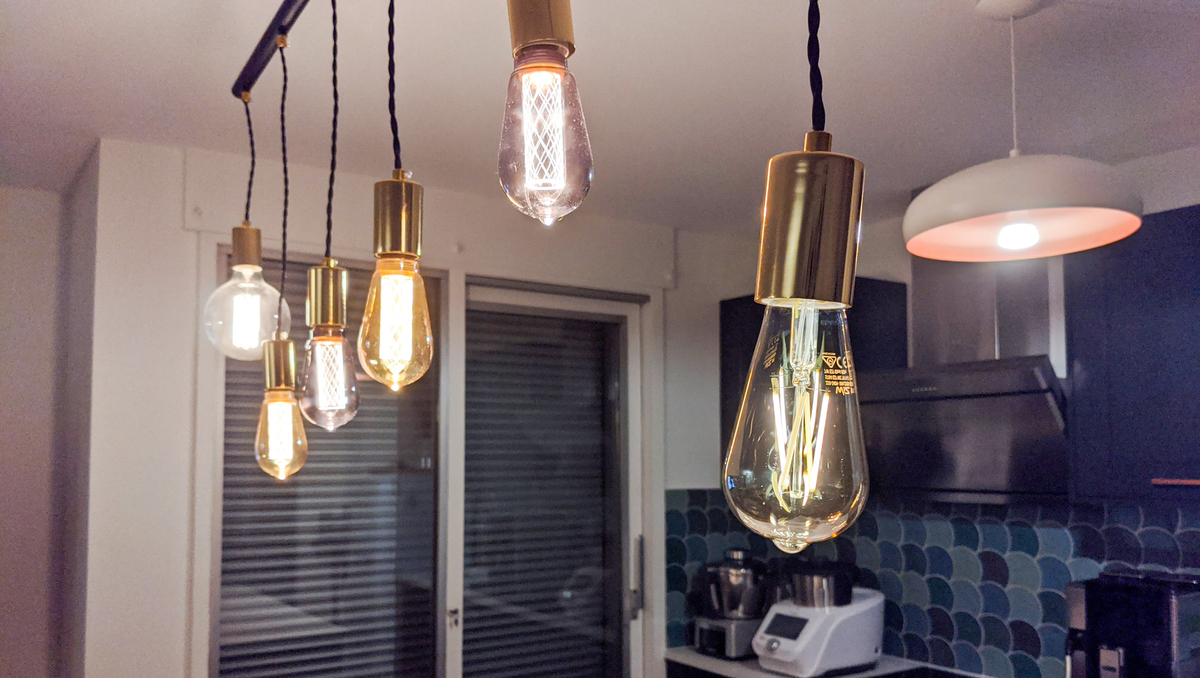 Bóng đèn thông minh Wiz E27 Filament: giảm mạnh, có đáng mua?