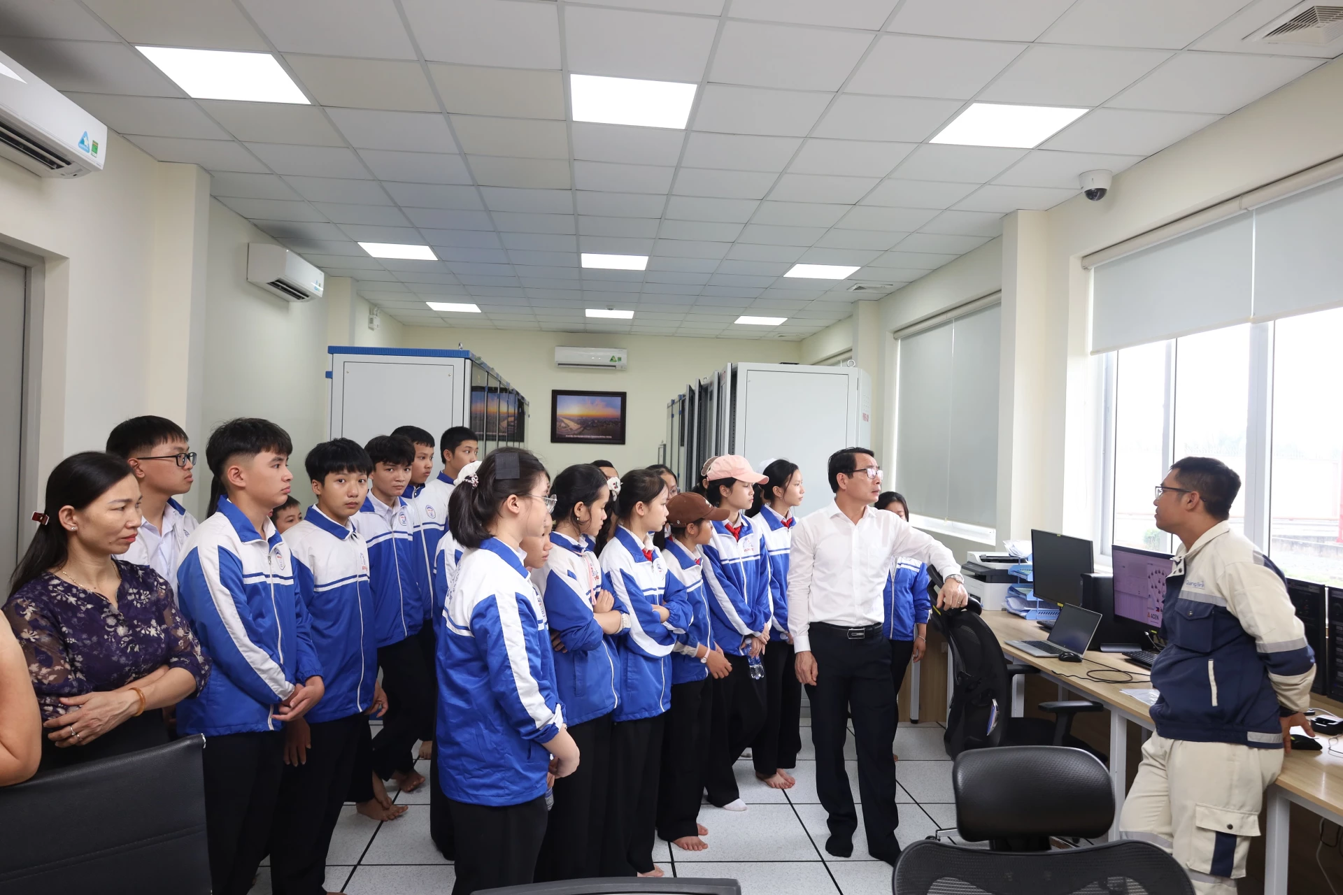 Học sinh với dự án STEM thực tế: từ năng lượng gió đến nghiên cứu vì cộng đồng