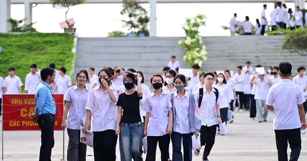 Đề thi Toán lần 2 khó hơn lần 1: Điểm trung bình rơi từ 9,58 xuống 6,24, chỉ 42 thí sinh đạt trên 8