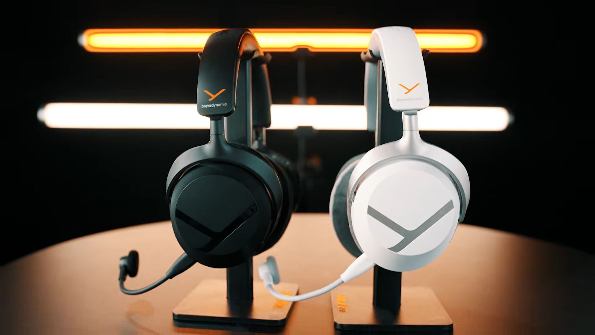 Beyerdynamic MMX 100 và MMX 130: Chọn closed-back hay open-back cho game thủ?
