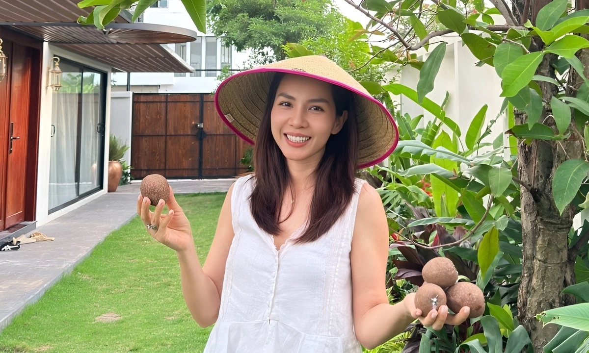 Nhà vườn sao Việt: Những góc xanh tươi ngoài phố