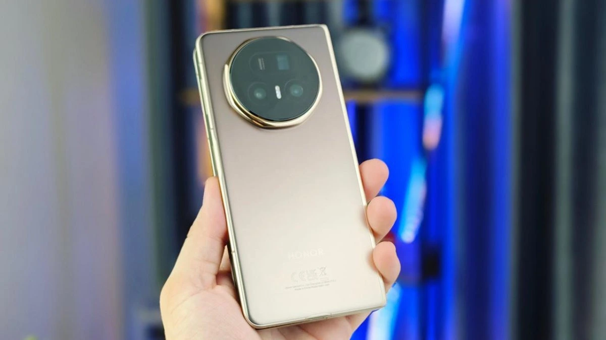 Cuộc đua pin siêu khổng lồ: smartphone gập và flagship phá vỡ giới hạn