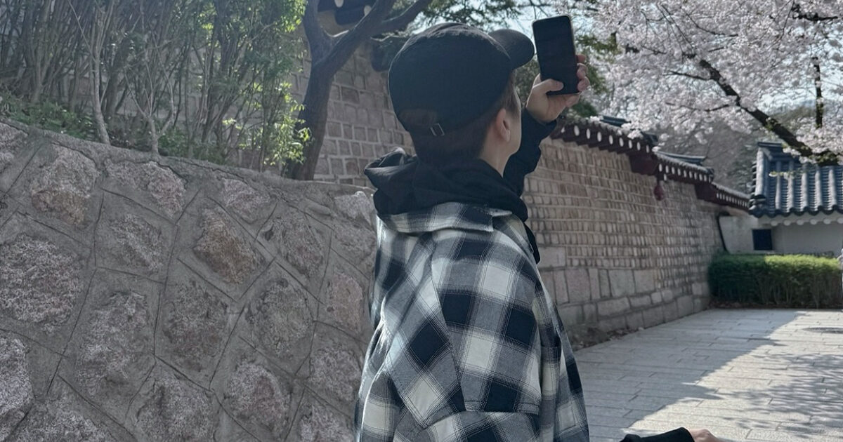 Từ thất bại đến khủng hoảng: khi idol K-pop nói về bóng tối trong tâm trí