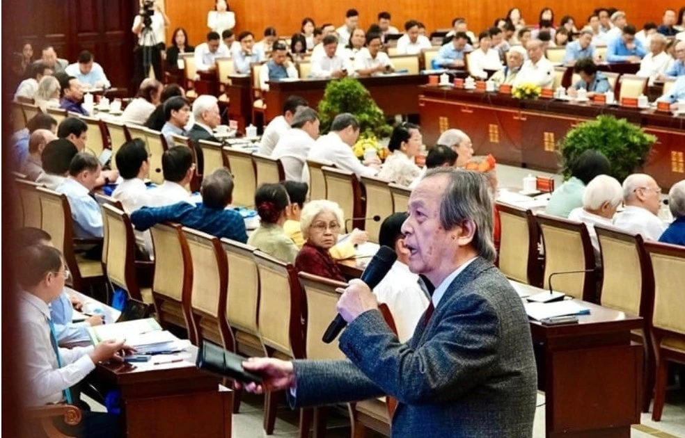 Từ huy chương Olympic đến top 2%: hành trình nhà khoa học Việt vươn tầm quốc tế