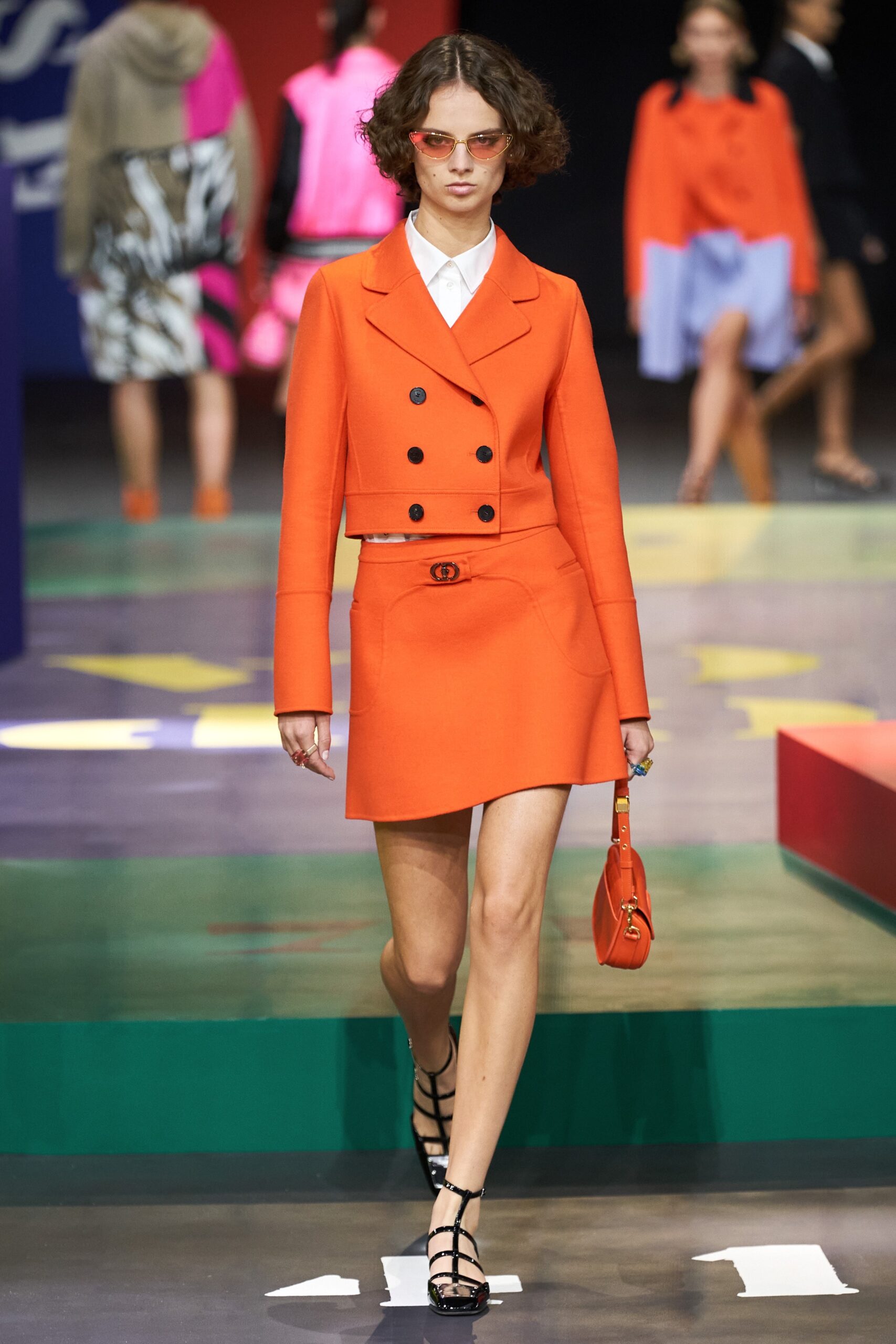 Dior: Dari Siluet Dongeng ke Pentas Permainan