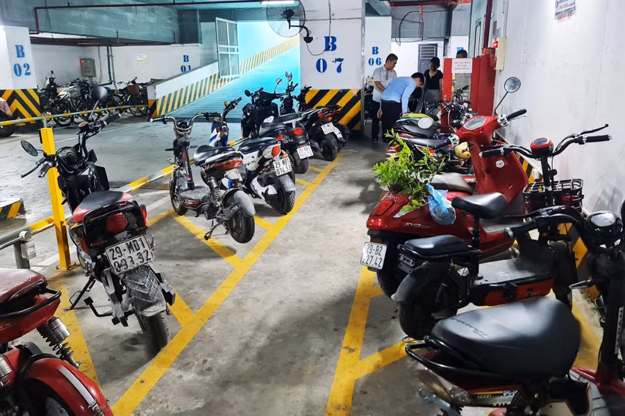 Quy định mới về sạc xe điện tại chung cư: Chủ xe cần chuẩn bị gì từ tháng 12