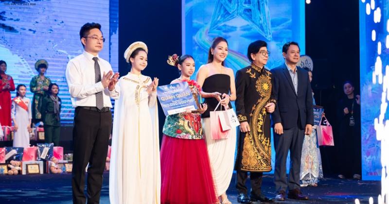 Những cuộc thi hát học sinh: từ sân khấu trường lớp đến đấu trường quốc gia