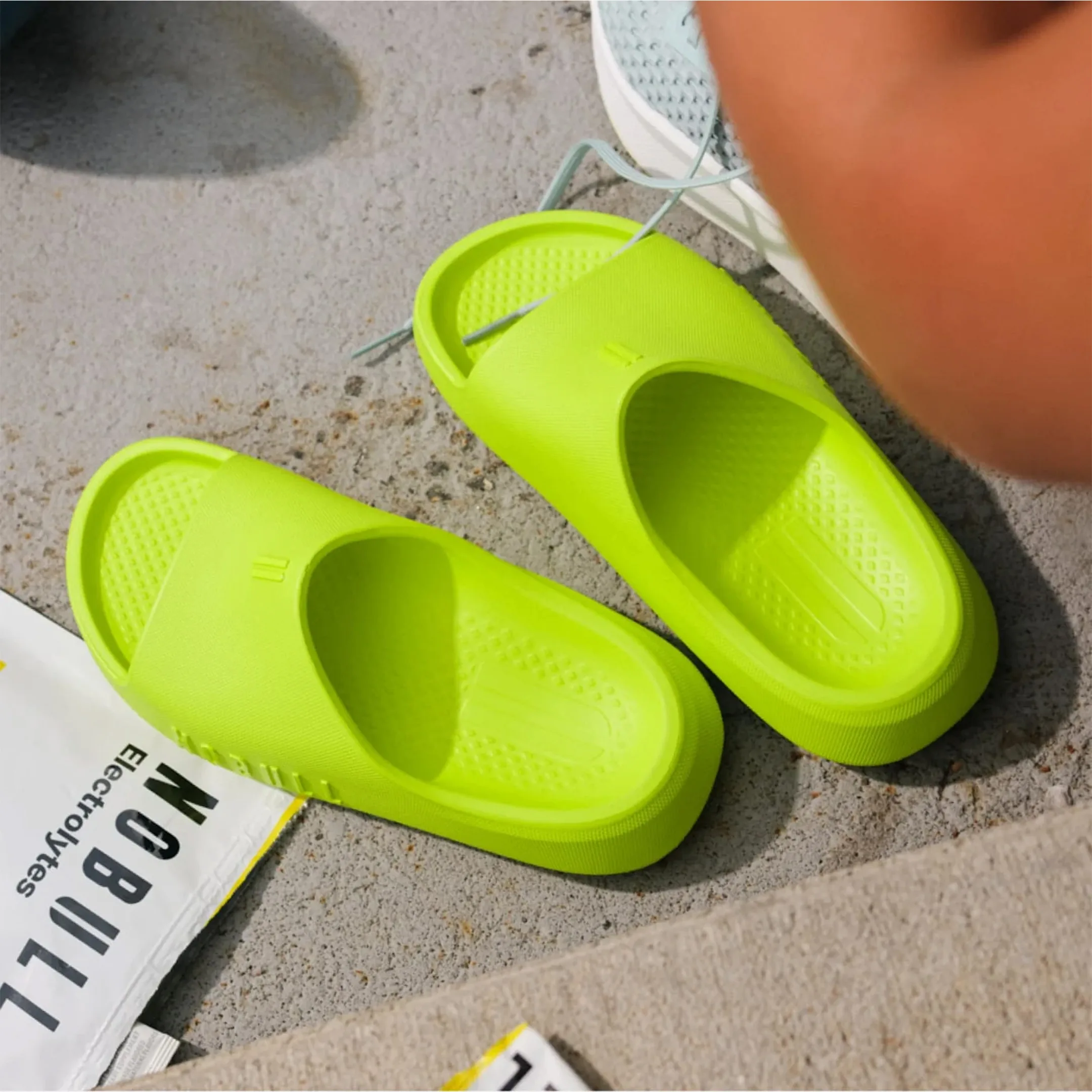 Giày phục hồi sau tập luyện tốt nhất dưới 2 triệu cho runner