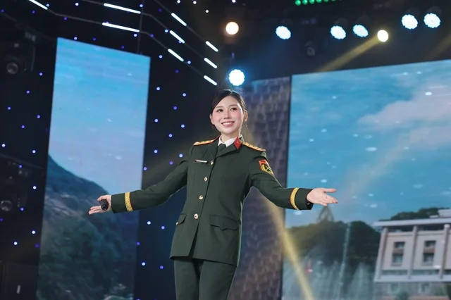 Phương Tuệ Trinh: Cô gái Gen Z đưa nhạc cách mạng lên YouTube