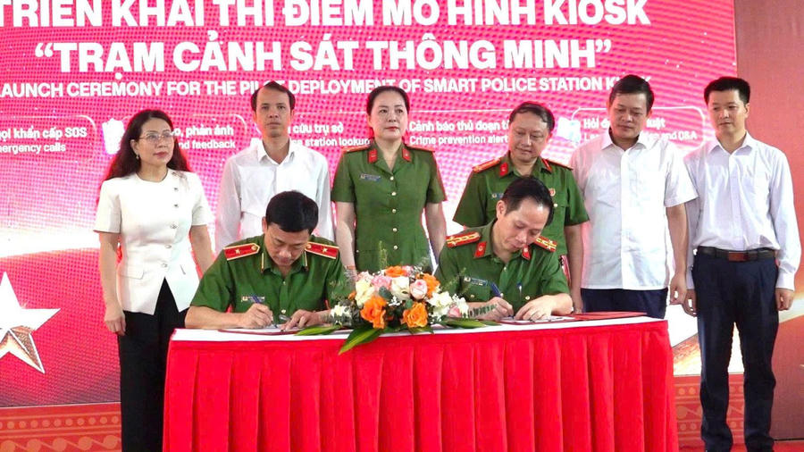 Kiosk cảnh sát thông minh: Khi trạm công an bước ra đường phố