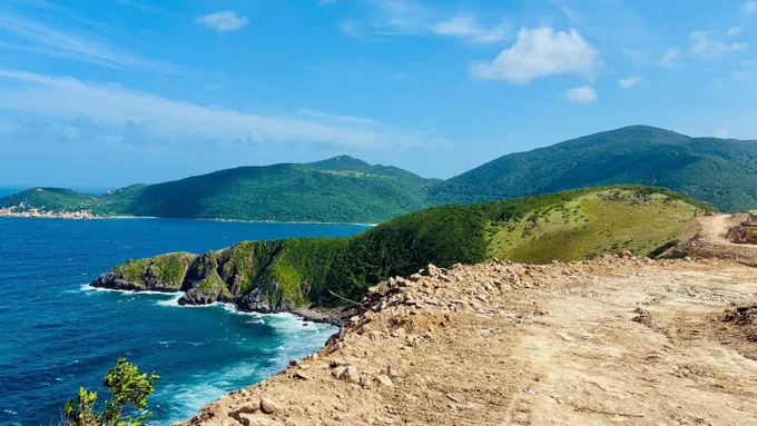 Từ “ném tiền xuống biển” đến thiên đường nghỉ dưỡng trên Hòn Tre