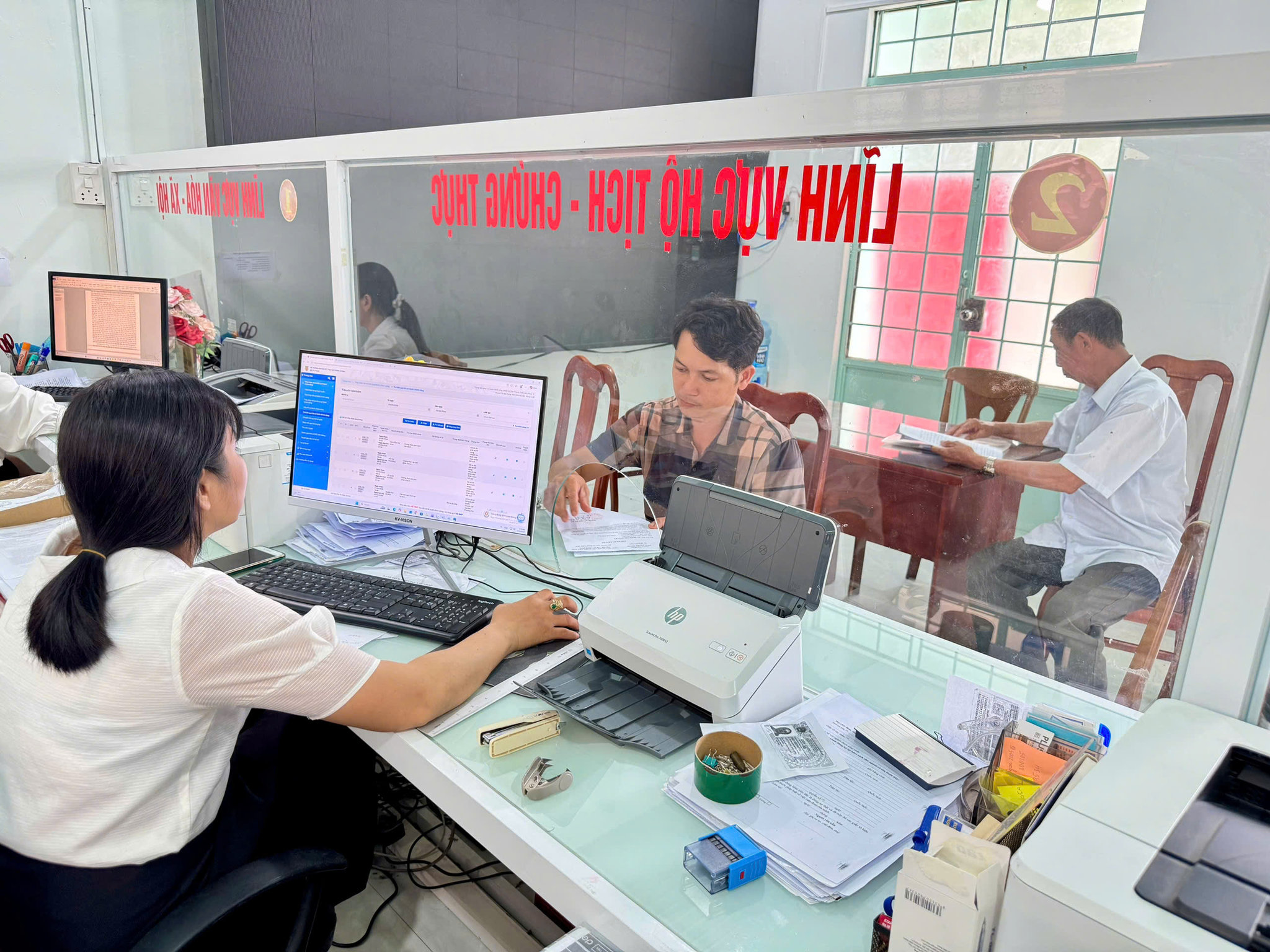 Robot AI ở trung tâm hành chính: Bước ngoặt nhỏ, ý nghĩa lớn